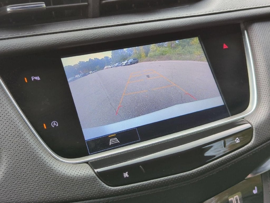 2024 Cadillac XT5 Sport