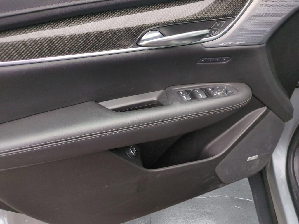 2023 Cadillac XT5 Sport