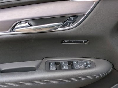 2025 Cadillac XT6 Luxury