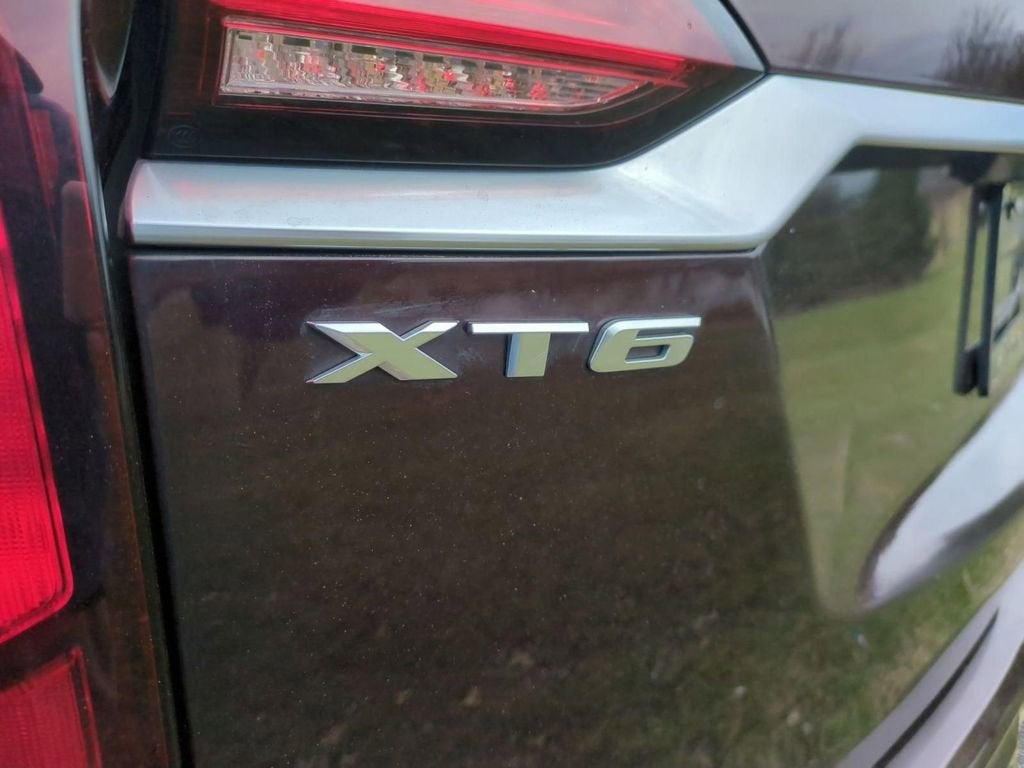 2020 Cadillac XT6 FWD Premium Luxury