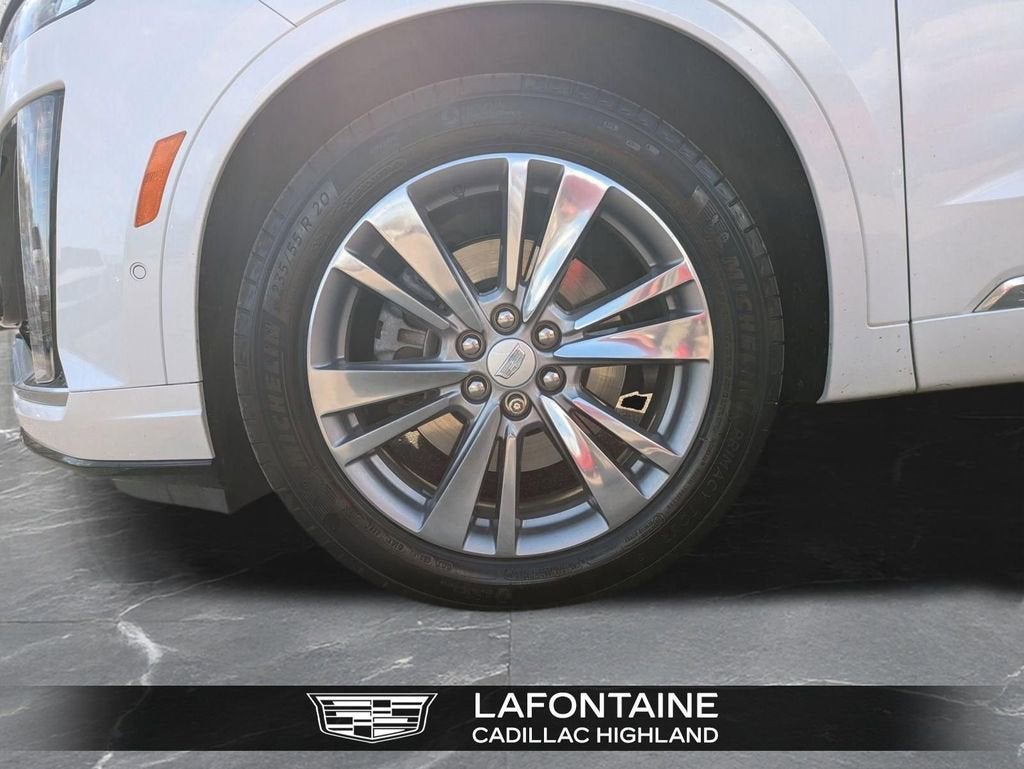 2024 Cadillac XT6 Premium Luxury