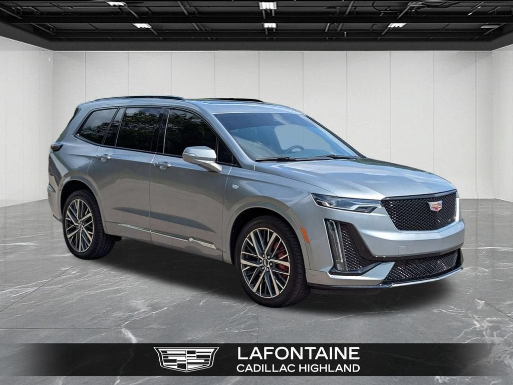 2025 Cadillac XT6 Sport