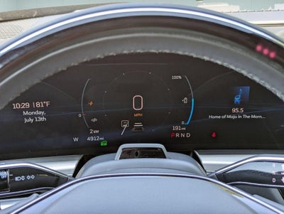 2023 Cadillac LYRIQ Luxury