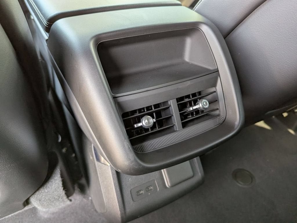 2023 Cadillac LYRIQ Luxury
