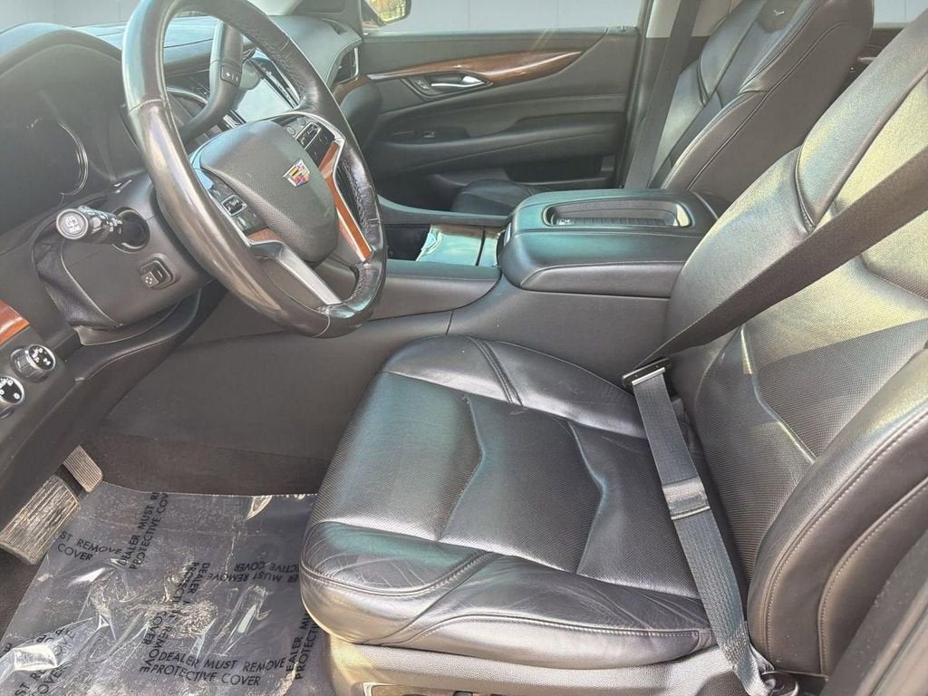 2019 Cadillac Escalade Luxury