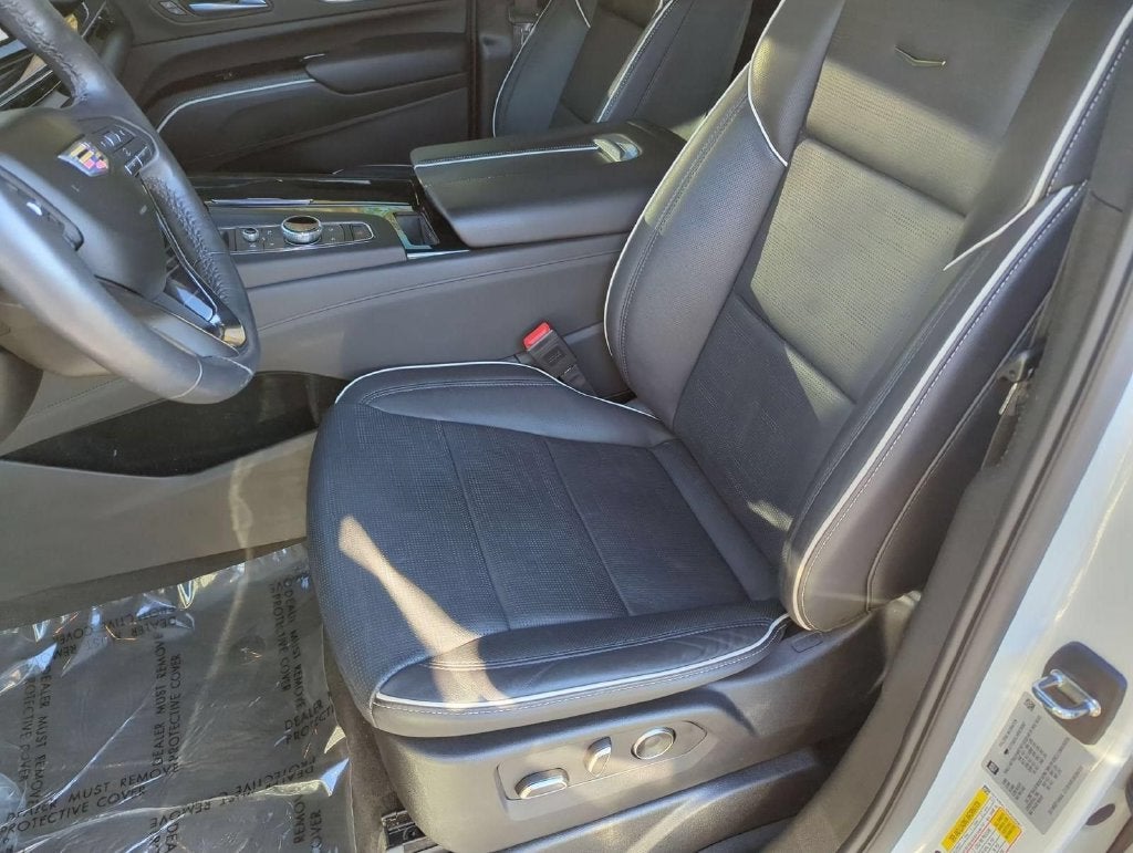 2024 Cadillac Escalade Sport