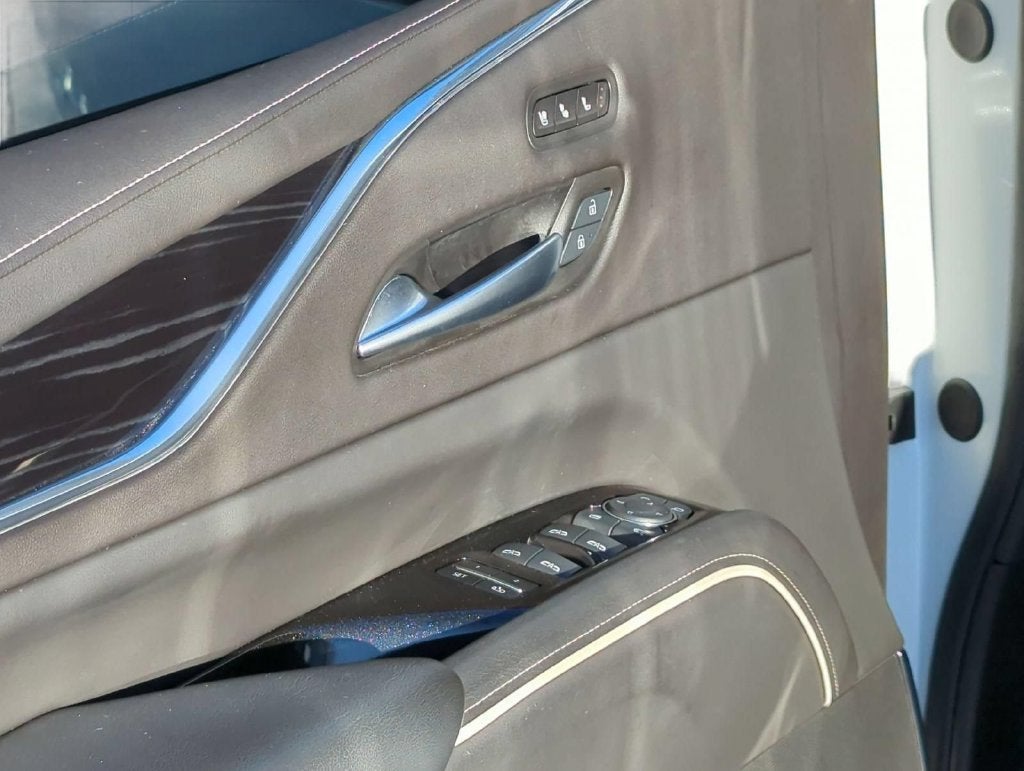 2024 Cadillac Escalade Sport
