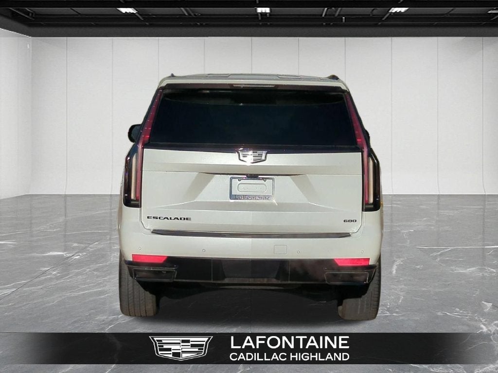 2024 Cadillac Escalade Sport