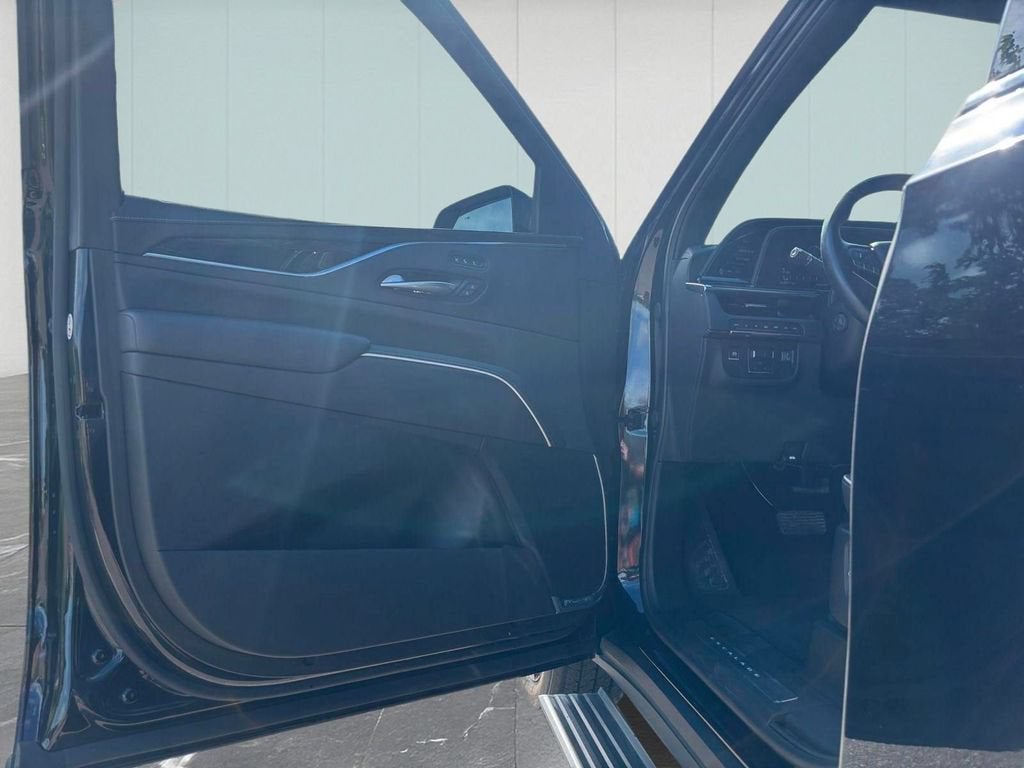 2024 Cadillac Escalade Sport