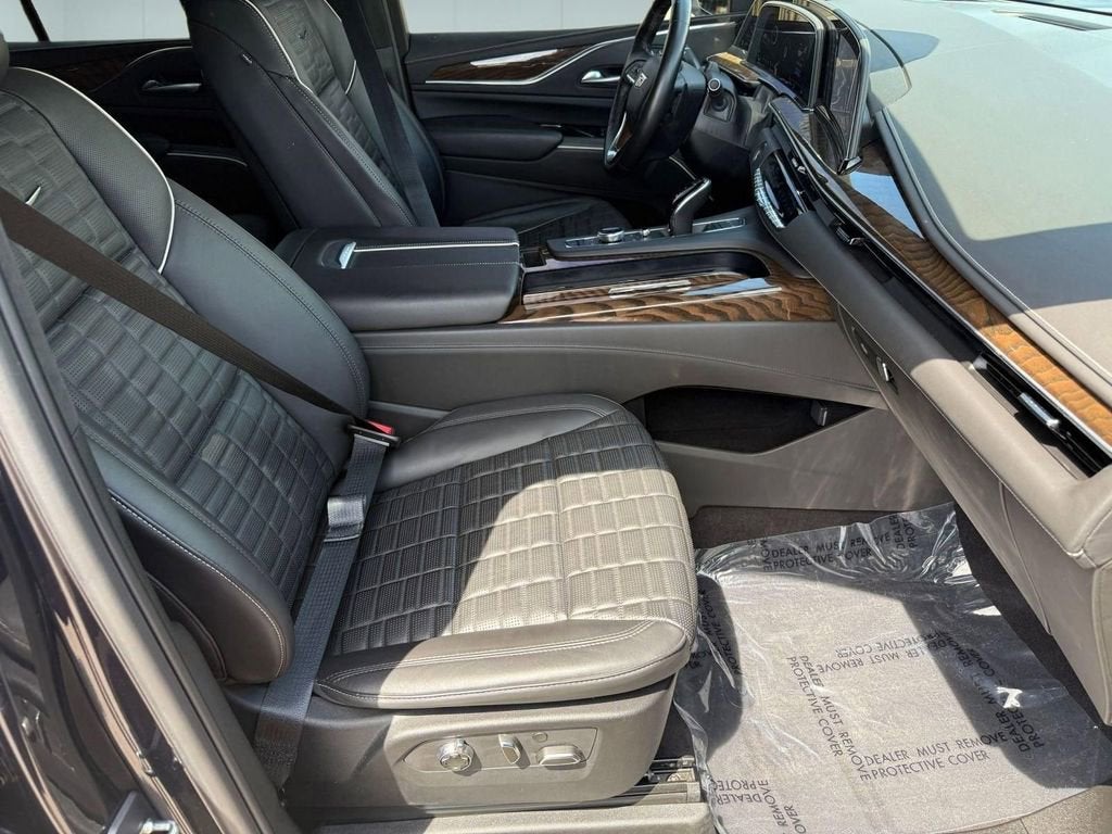 2023 Cadillac Escalade Sport Platinum