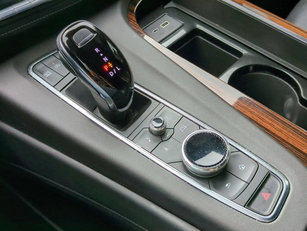 2022 Cadillac Escalade ESV Premium Luxury