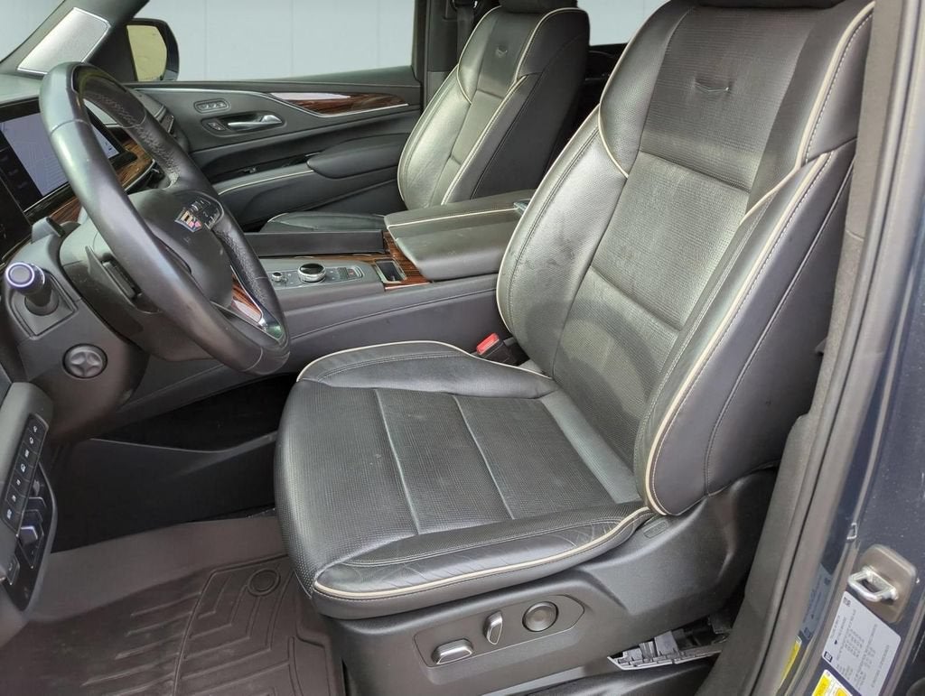 2022 Cadillac Escalade ESV Premium Luxury