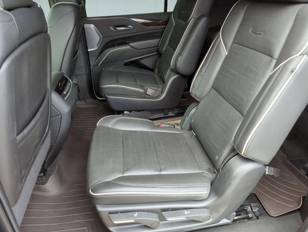 2022 Cadillac Escalade ESV Premium Luxury