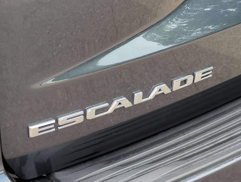 2022 Cadillac Escalade ESV Premium Luxury