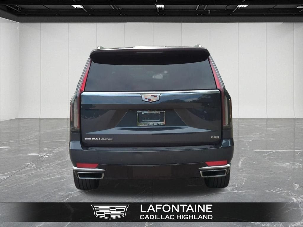 2022 Cadillac Escalade ESV Premium Luxury