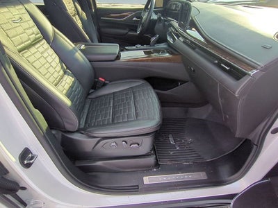 2024 Cadillac Escalade ESV Sport Platinum