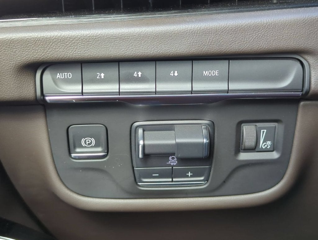 2025 Cadillac Escalade Premium Luxury