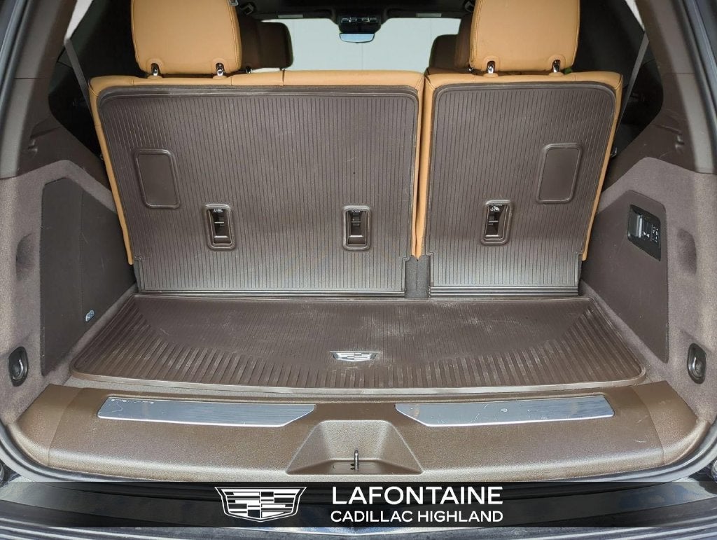 2025 Cadillac Escalade Premium Luxury