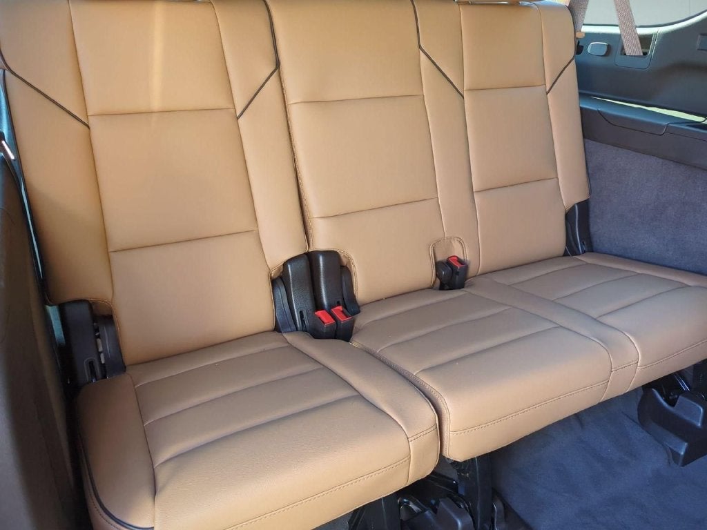 2025 Cadillac Escalade ESV Premium Luxury
