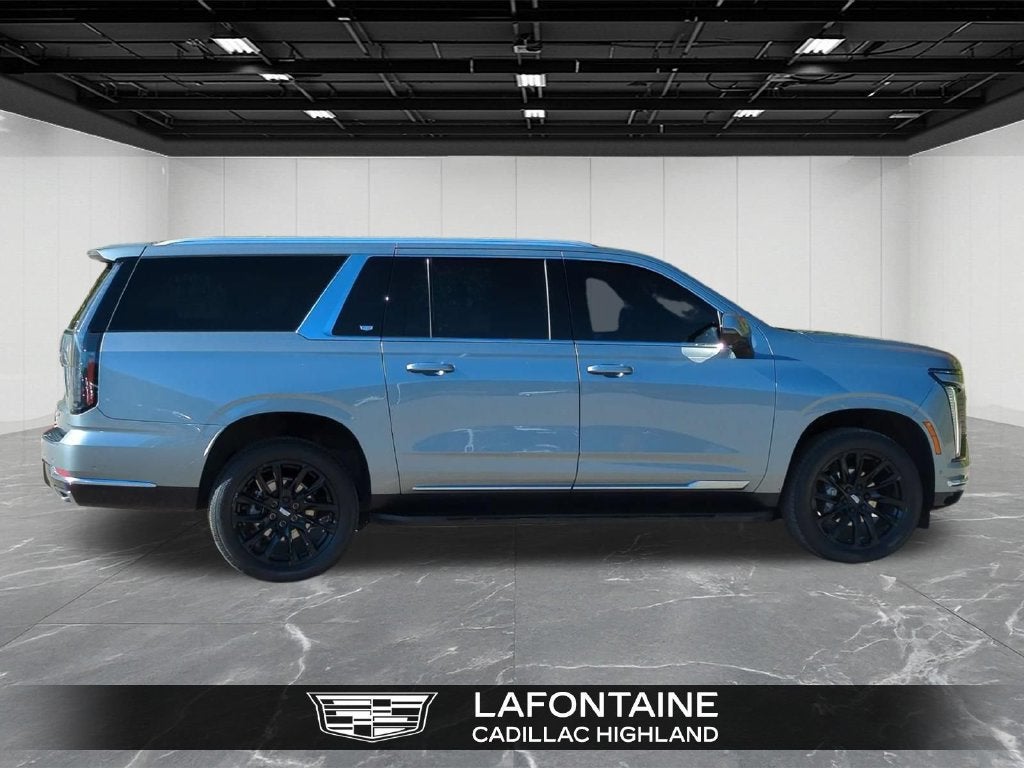 2025 Cadillac Escalade ESV Premium Luxury