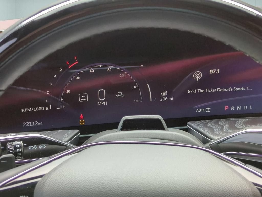 2025 Cadillac Escalade ESV Premium Luxury