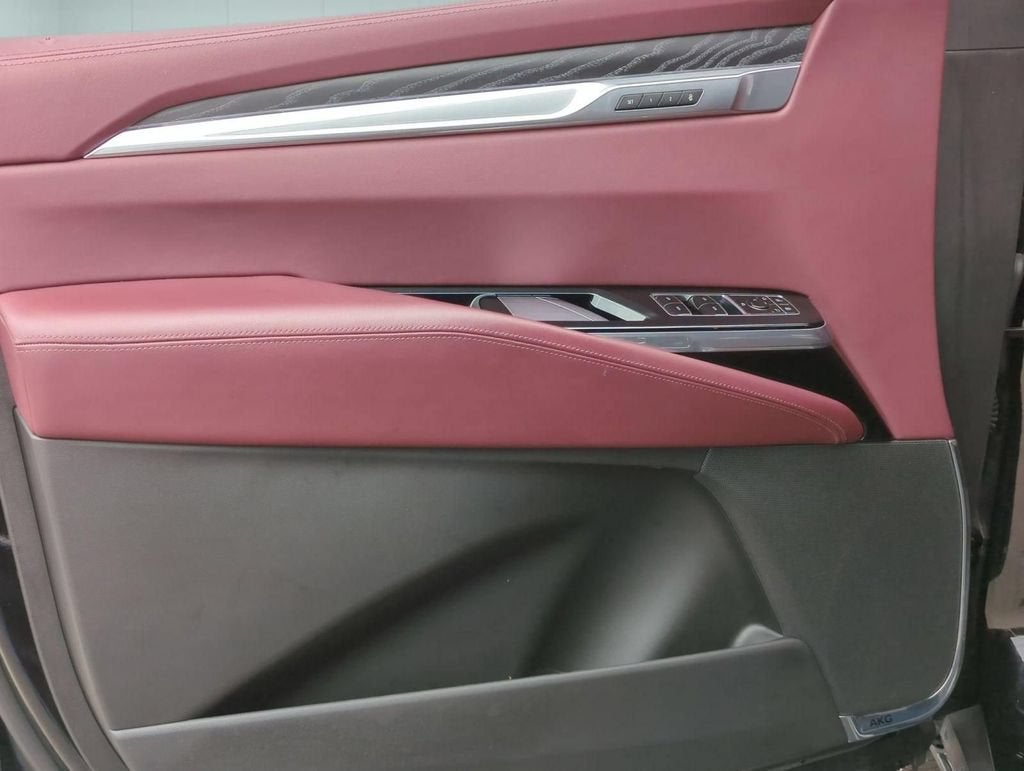 2025 Cadillac Escalade ESV Premium Luxury