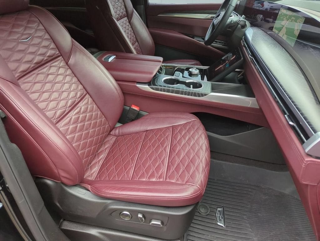2025 Cadillac Escalade ESV Premium Luxury