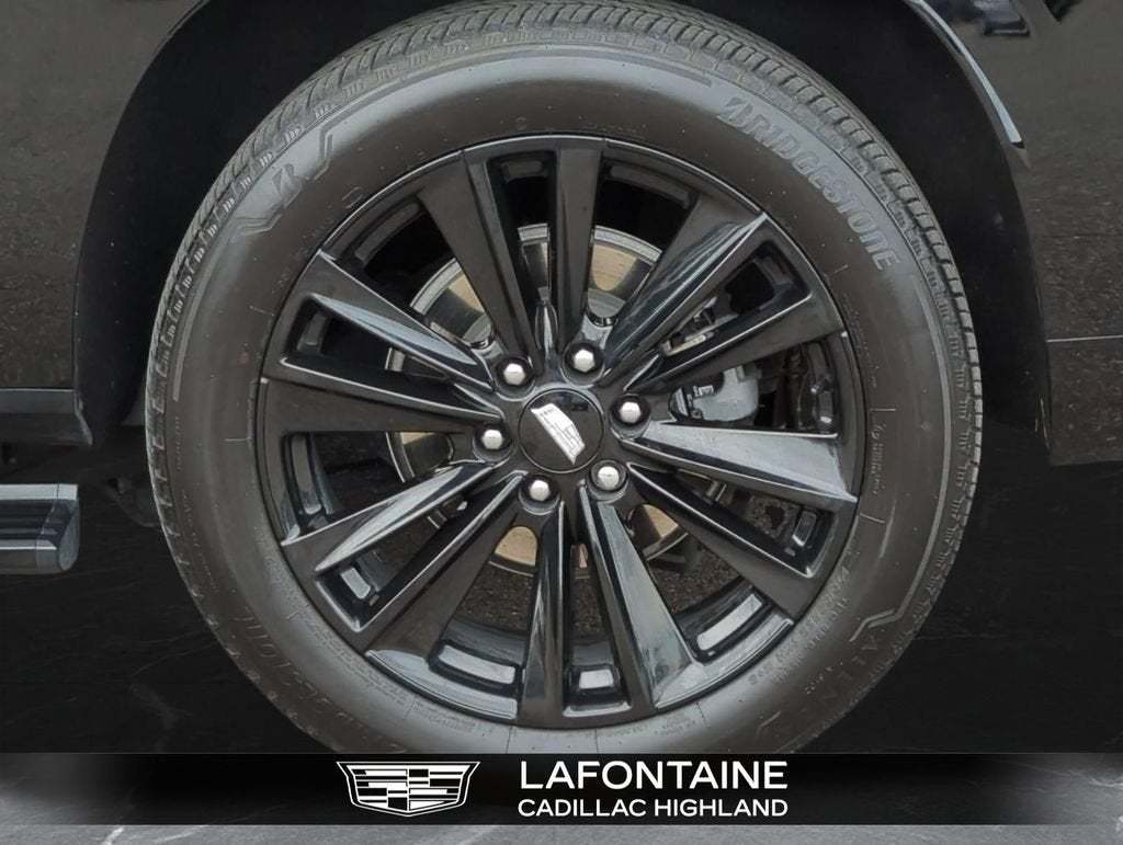 2025 Cadillac Escalade ESV Premium Luxury