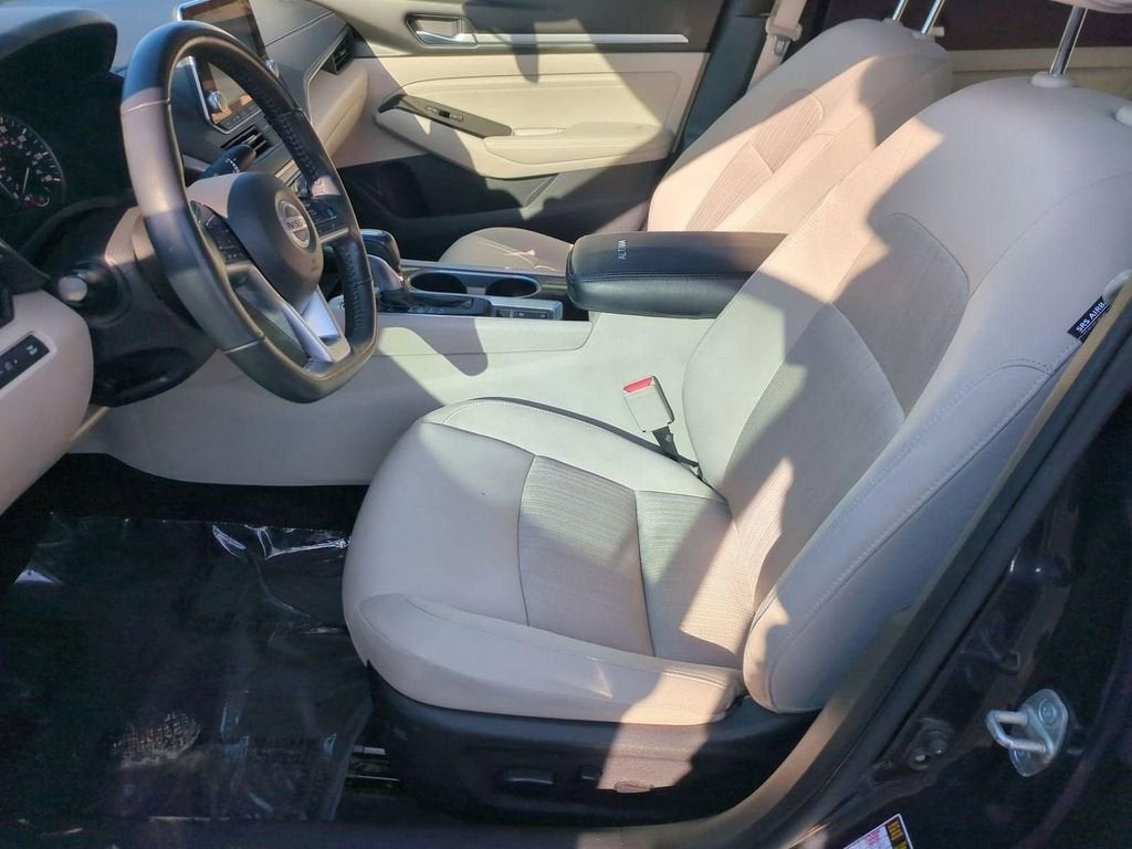 2020 Nissan Altima SV FWD