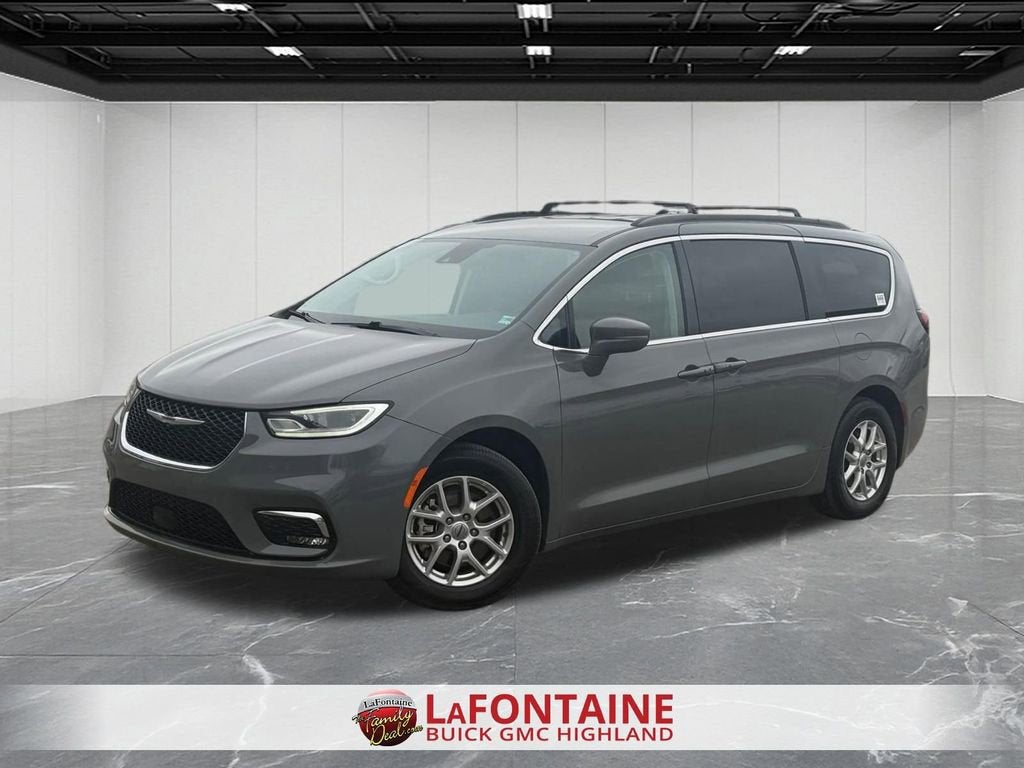 2022 Chrysler Pacifica Touring L