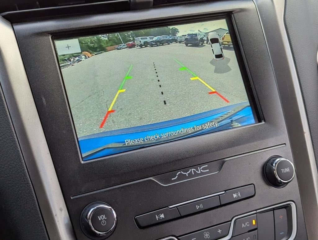 2020 Ford Fusion SE
