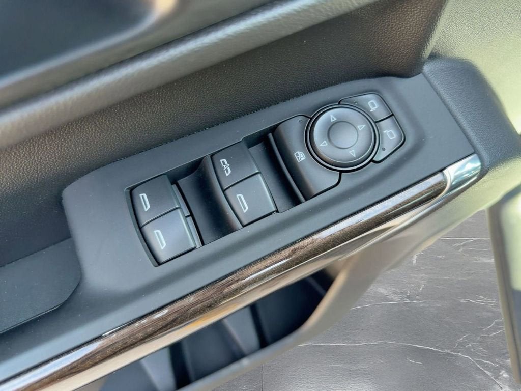 2022 Chevrolet Silverado 1500 LTD LT (2FL)