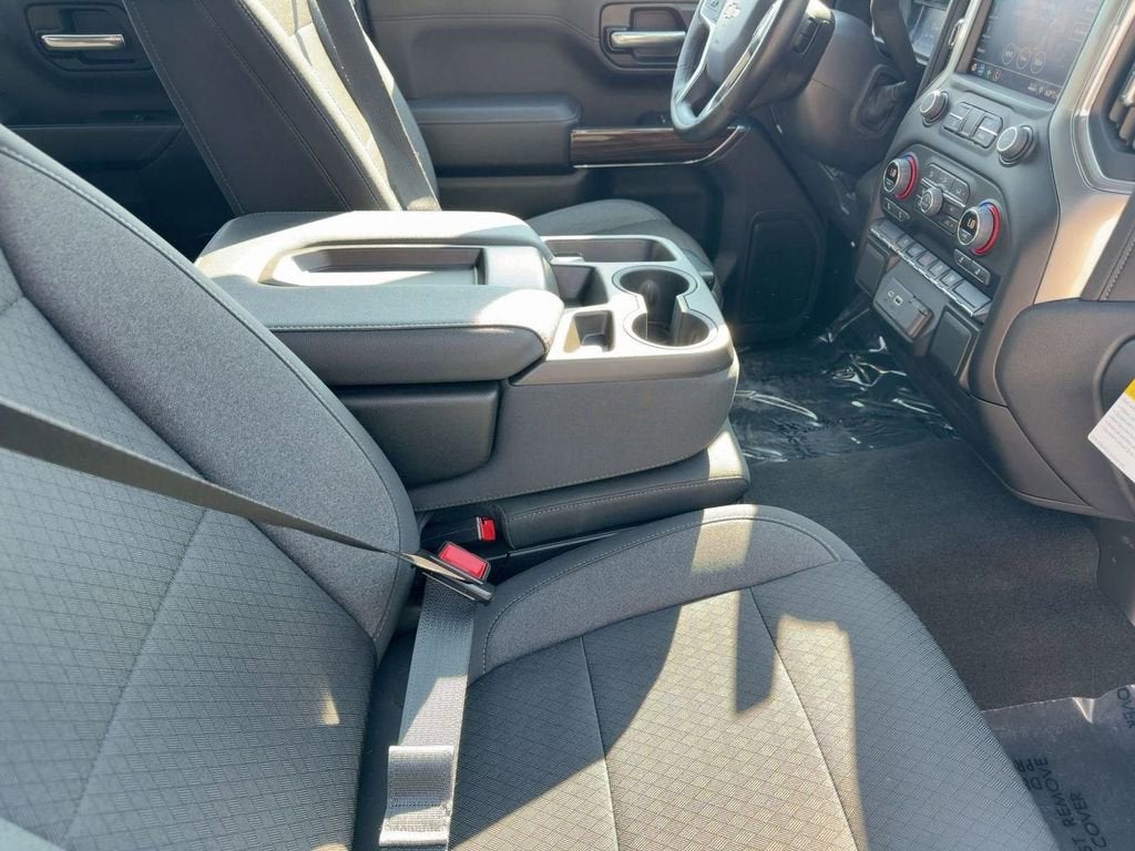 2022 Chevrolet Silverado 1500 LTD LT (2FL)