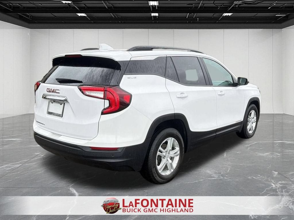 2023 GMC Terrain SLE