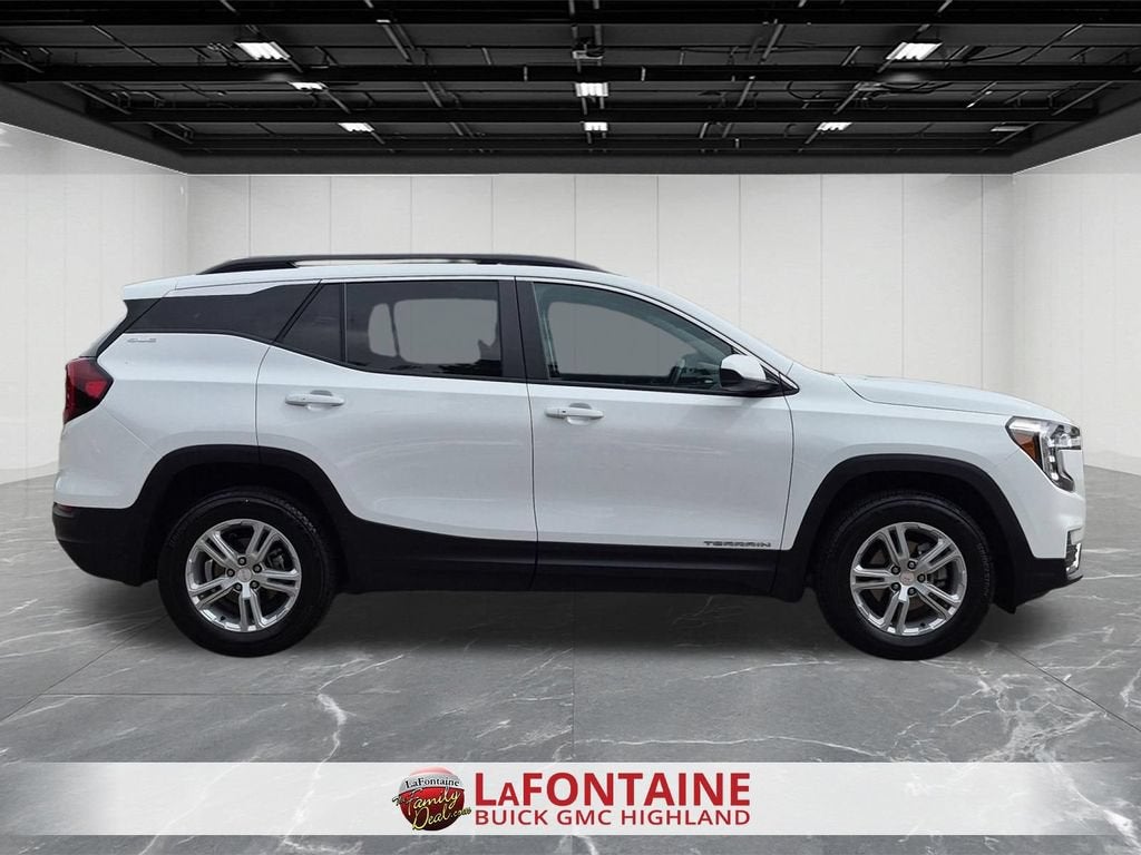 2023 GMC Terrain SLE