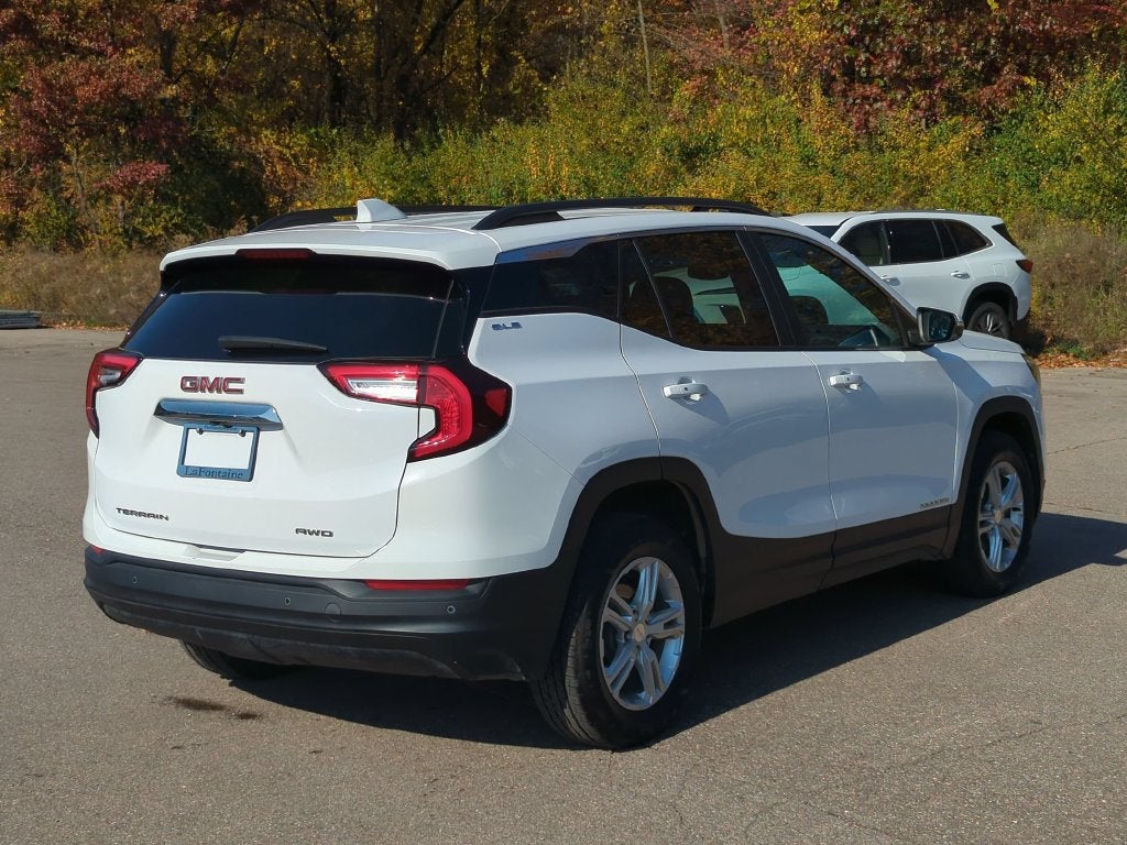 2023 GMC Terrain SLE