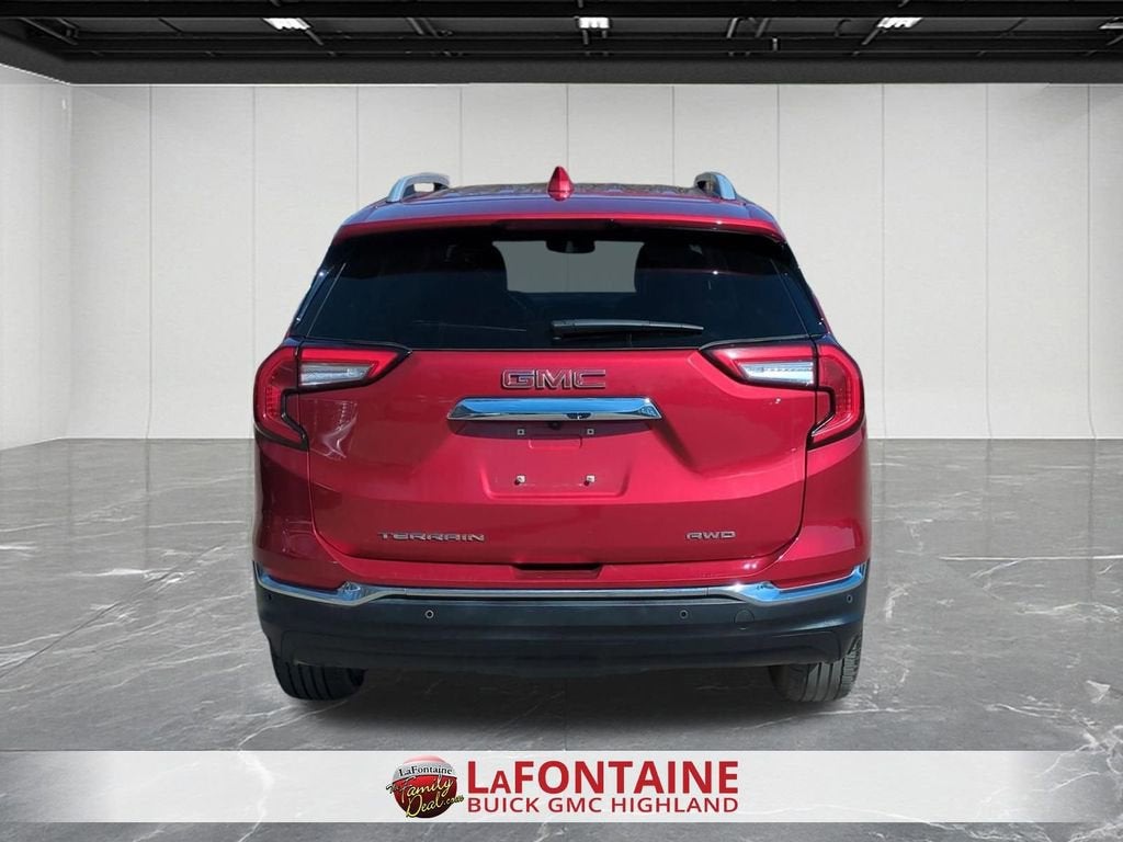 2023 GMC Terrain SLT