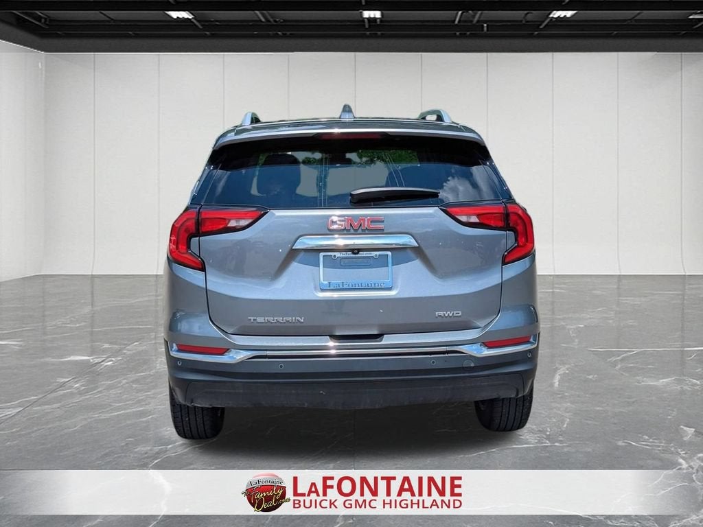 2021 GMC Terrain SLT