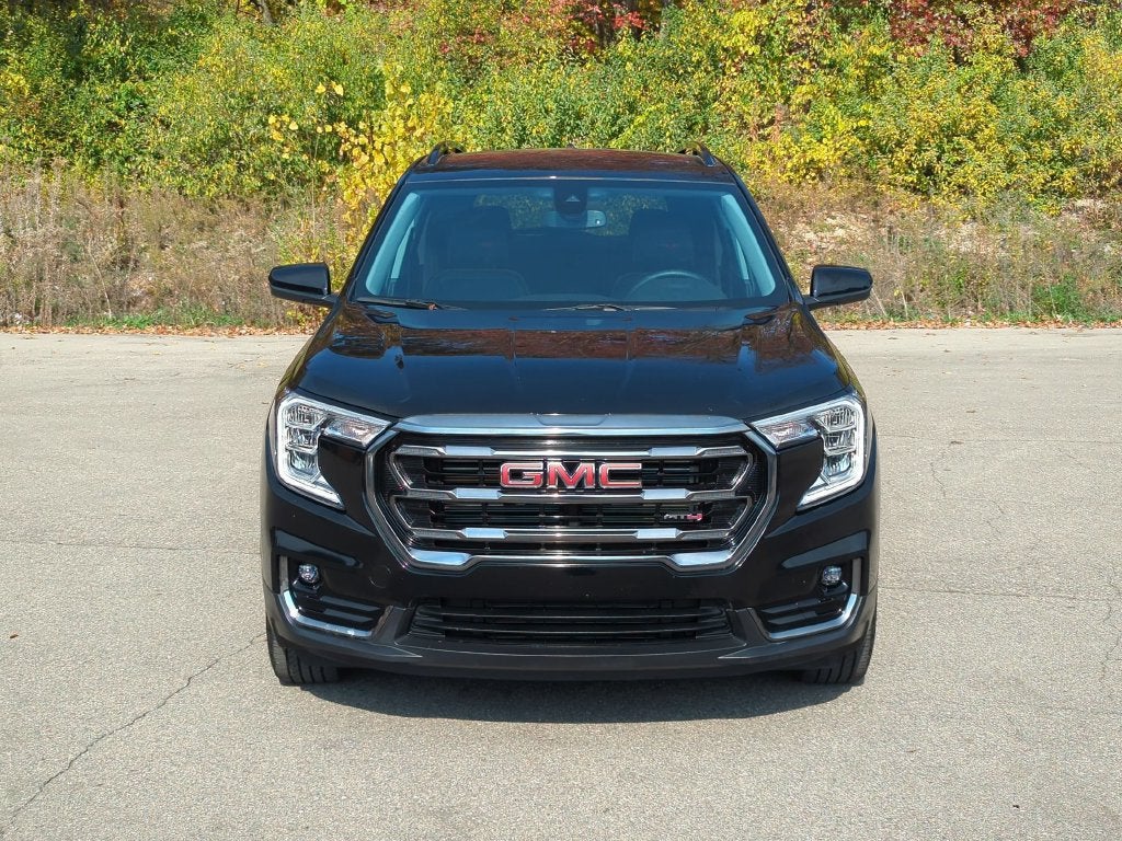 2024 GMC Terrain AT4