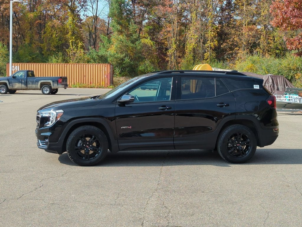 2024 GMC Terrain AT4