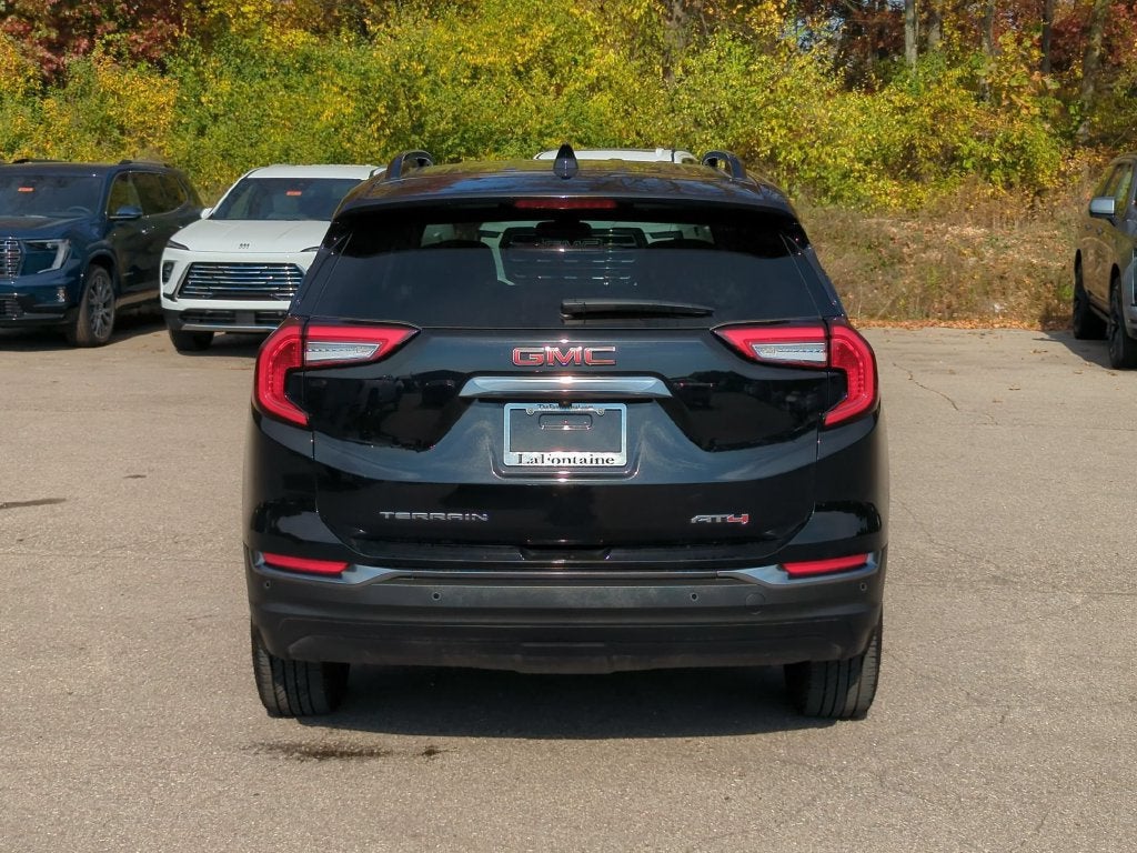 2024 GMC Terrain AT4