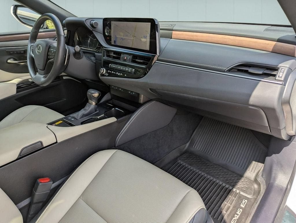 2024 Lexus ES 300h ES 300h