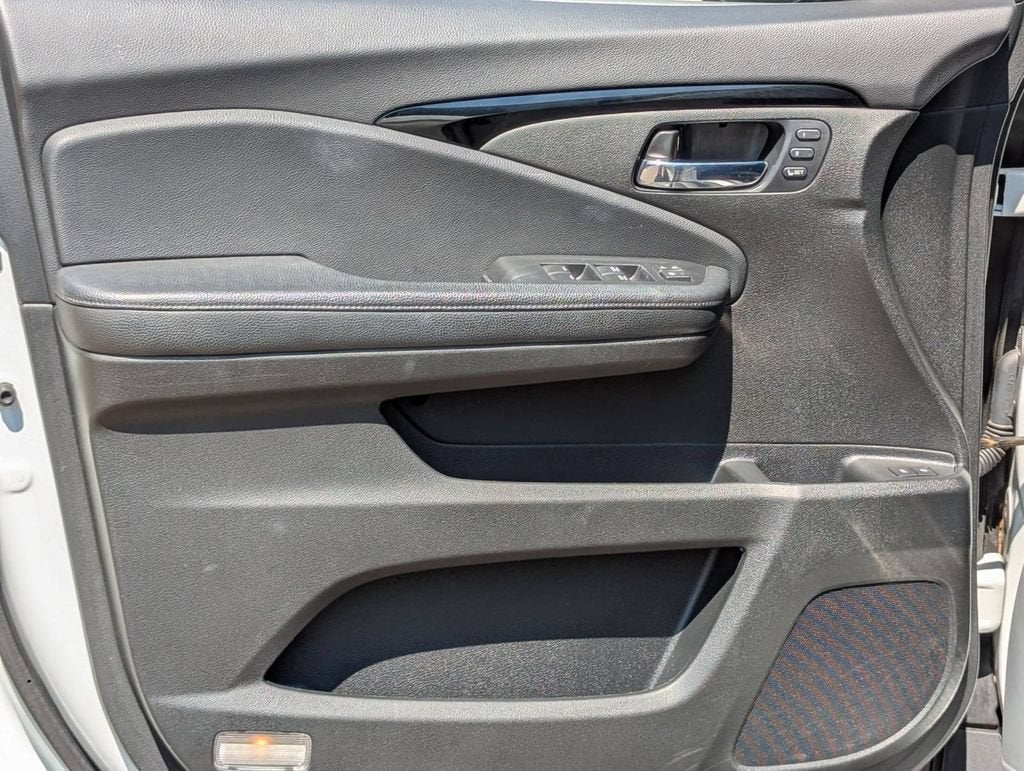 2020 Honda Pilot AWD Elite