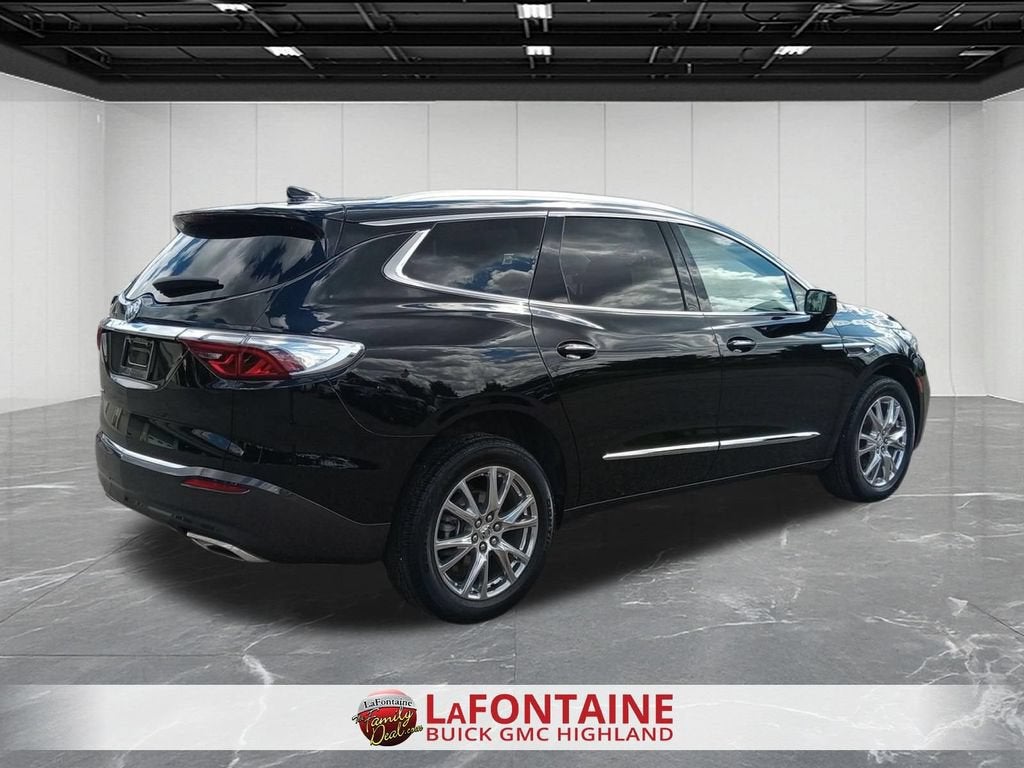 2024 Buick Enclave Essence