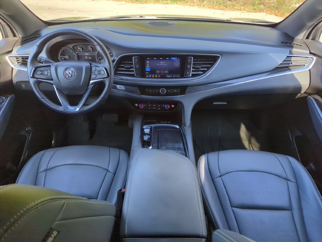 2024 Buick Enclave Essence