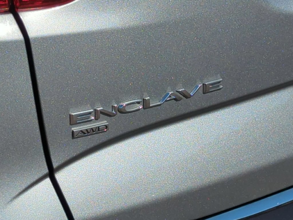2024 Buick Enclave Essence