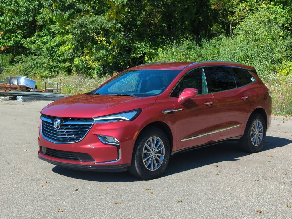 2023 Buick Enclave Essence