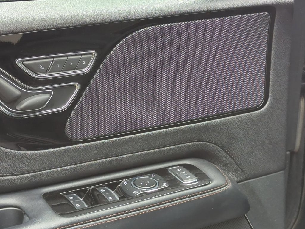 2023 Lincoln Aviator Standard