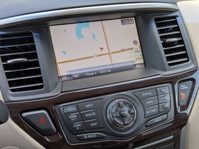 2016 Nissan Pathfinder SL