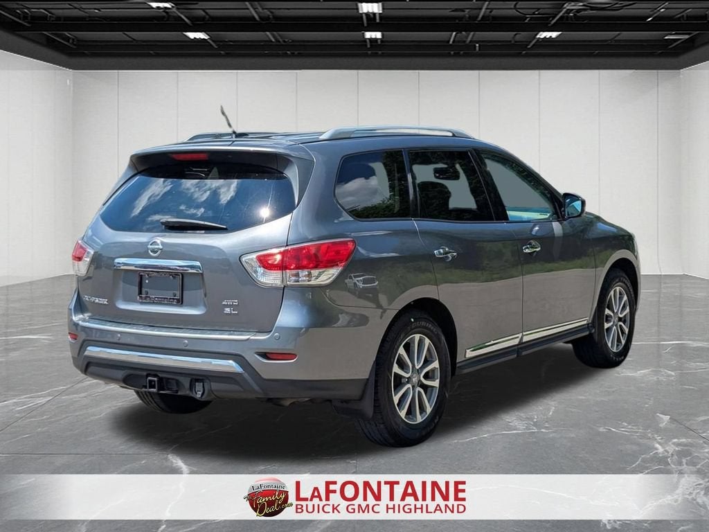 2016 Nissan Pathfinder SL